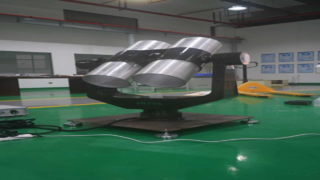 Meja putar pelacakan UAV 2 DOF